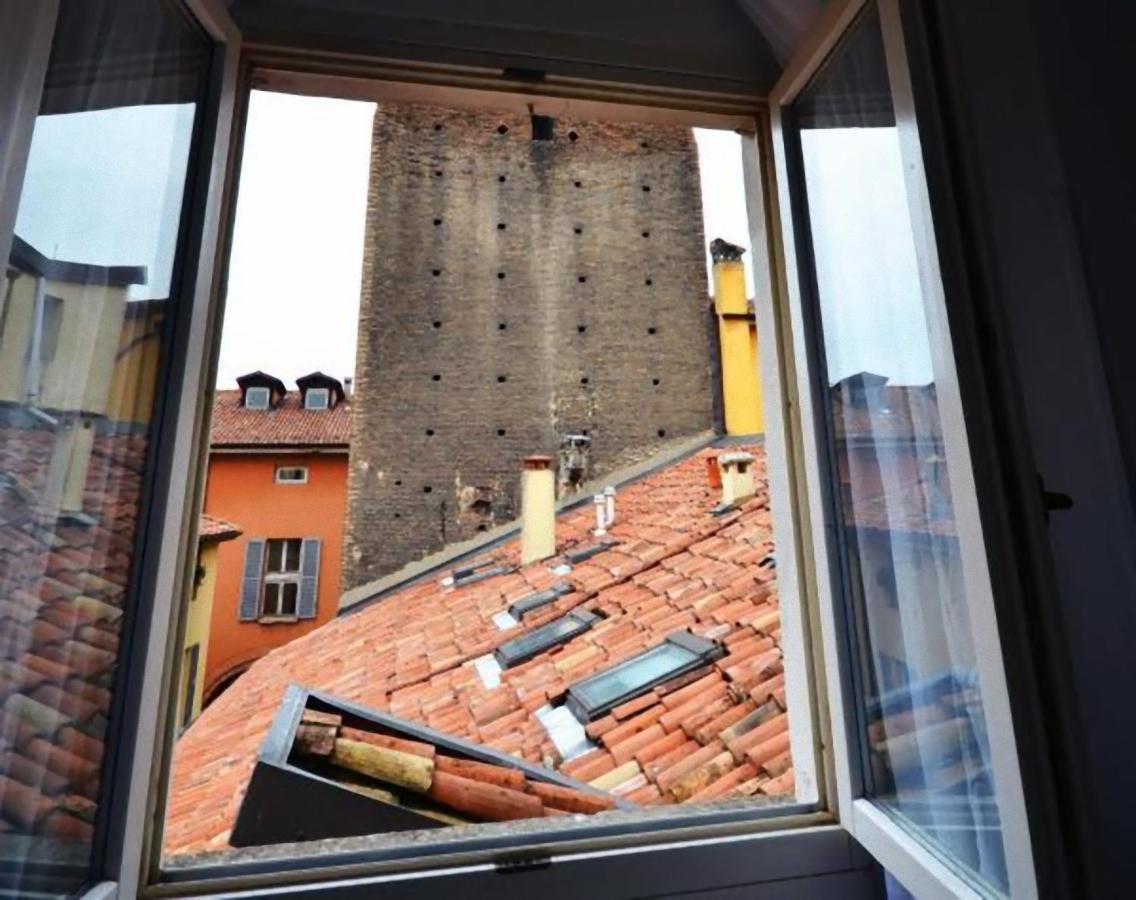 3-tourist House Bologna-mansarda - Self Check-in Bologna