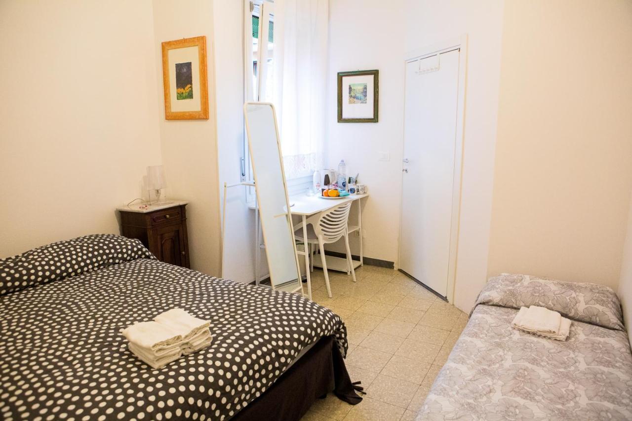 Interno 7, Tra La Fiera Ed Il Centro Frühstückspension Bologna