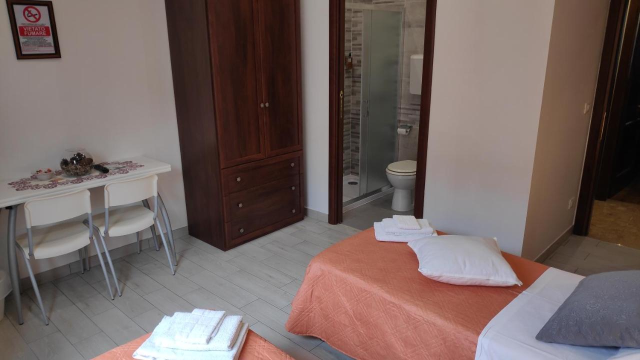 Bed & Breakfast Centrale Bed & Breakfast Bologna