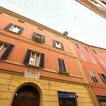 Bijou House