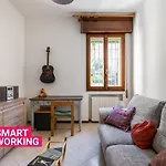 Classic Style Apartment By Wonderful Italy