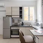 Modern Studio In Borgo Panigale By Wonderful Italy