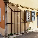 Modern Studio In Borgo Panigale By Wonderful Italy