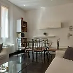 Luxury Station Apartment