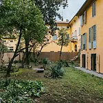 Casa Ambrosini Apartments By Wonderful Italy