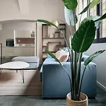 Opera Residence