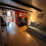 The Pianist S House In The Heart Of Bologna