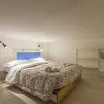 All\'Ombra Della Luna, Bologna By Short Holidays
