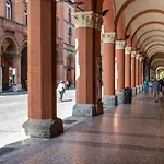 Al Tribunale - Rooms And Suites - Bedinbolognacentro