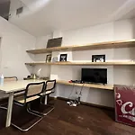 Your Studio @Porta Santo Stefano
