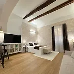 No Name Prestige Apartment