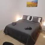 Fiera Bolognina - Komodo - Appartamento Completo Con Giardino E Parcheggio Privato