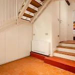 Hermathena Apartament