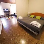 Casa Bella Old City