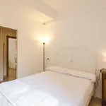 Petroni Apartment