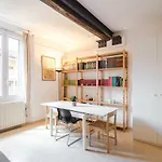 Petroni Apartment
