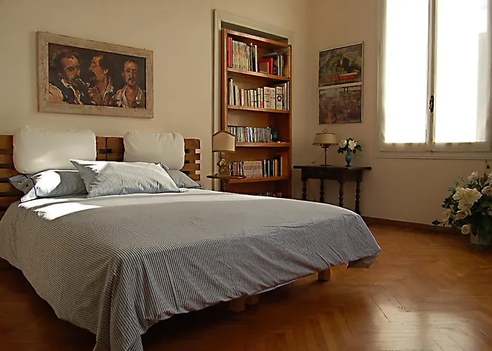 Italy Prestigious Guest House