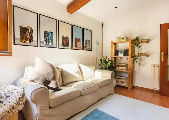 House On The Hills, 10 Minutes From City Center