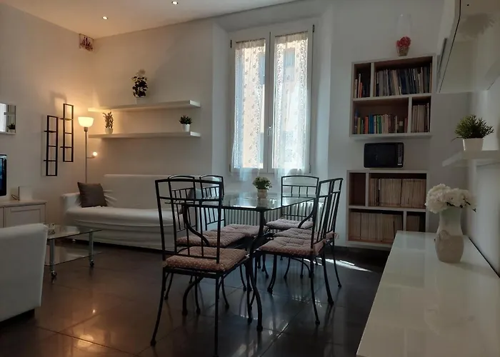 Luxury Station Apartment