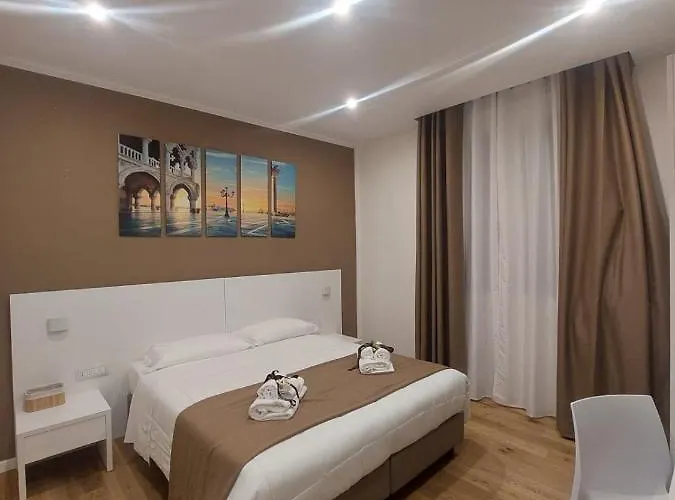 Room And Breakfast San Marco