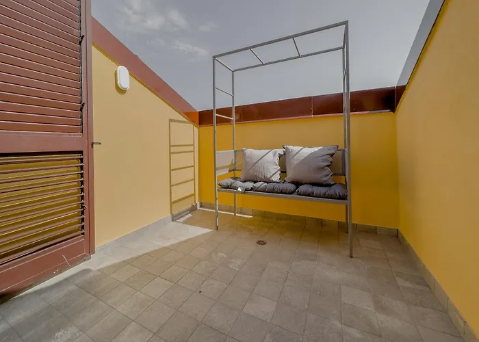 Realkasa Train Plaza Apartment