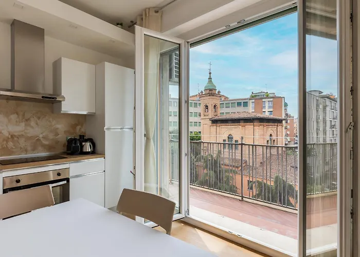 Bologna City Center View By Wonderful Italy