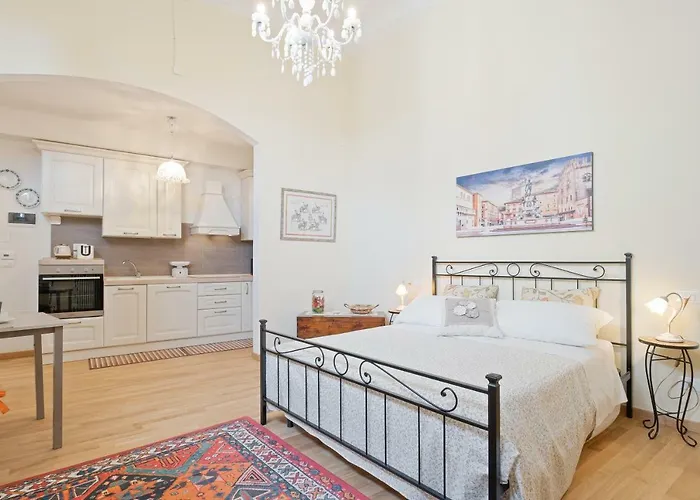 Exclusive & Elegant Palazzo Bianconcini Apartment