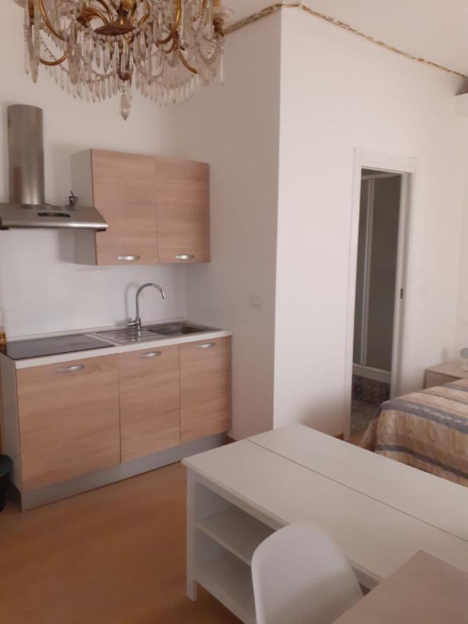 Bed & Breakfast Carracci 27 *