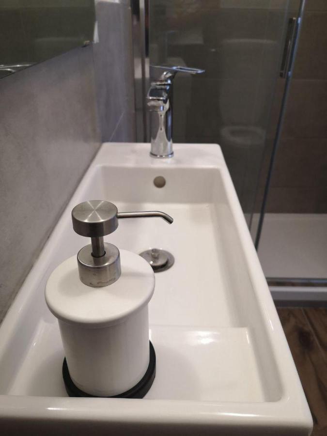 E Bagno Privato A 3 Minuti Dalla Stazione Bed & Breakfast Bologna