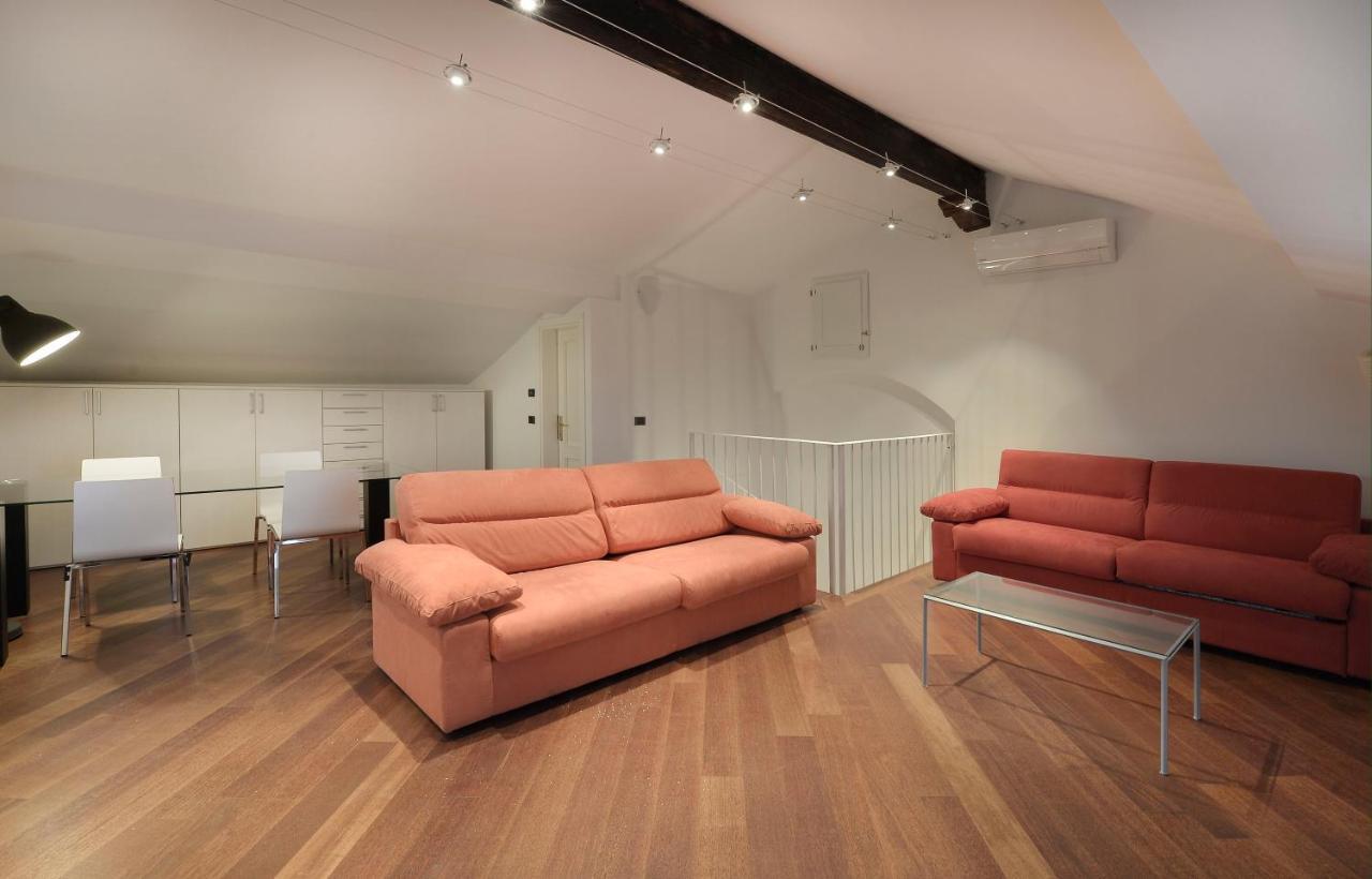Ur-nest Moline Bologna