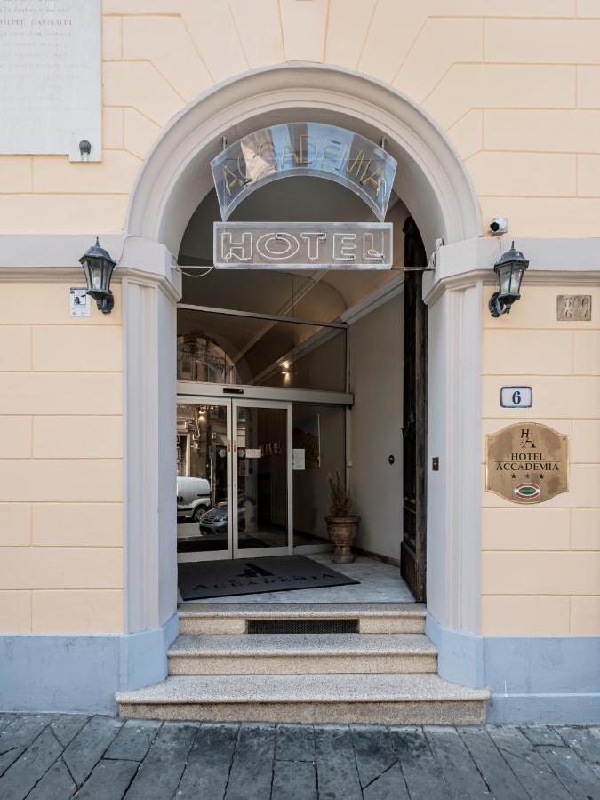Accademia 3*