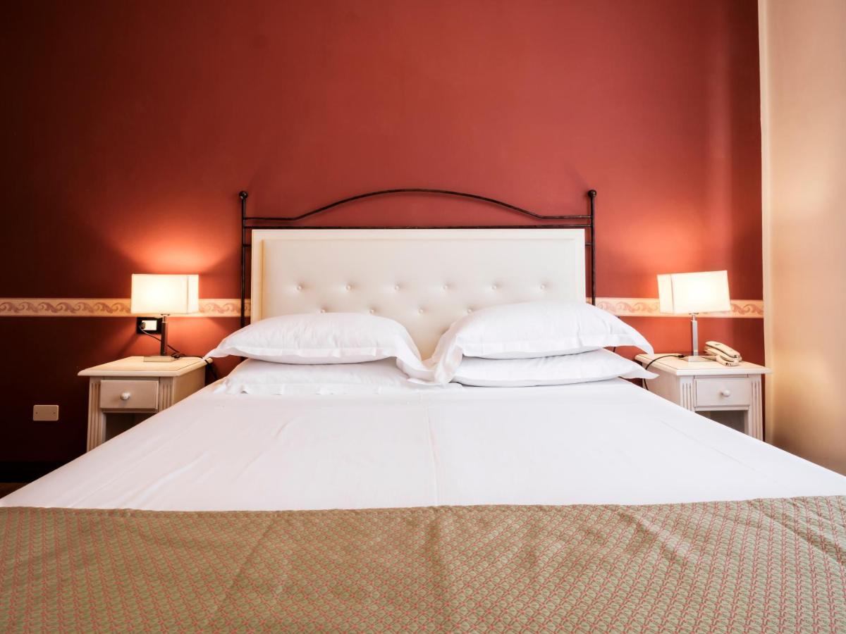 Accademia Hotel