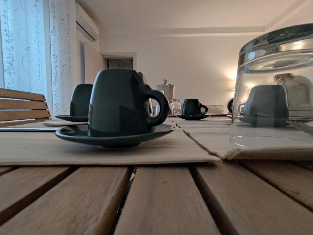 Apartment Grigio Perla Panigale, Con Giardino E Parcheggio Privato Fino A Tre Posti Auto - Un Oasi Di Tranqullita Bologna