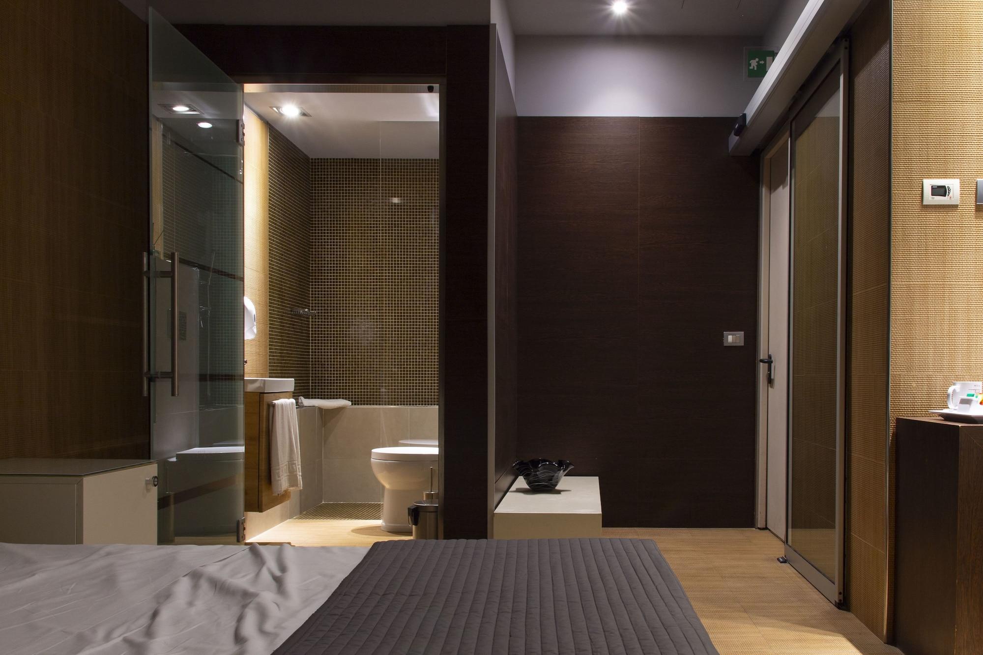 4 Viale Masini 4*
