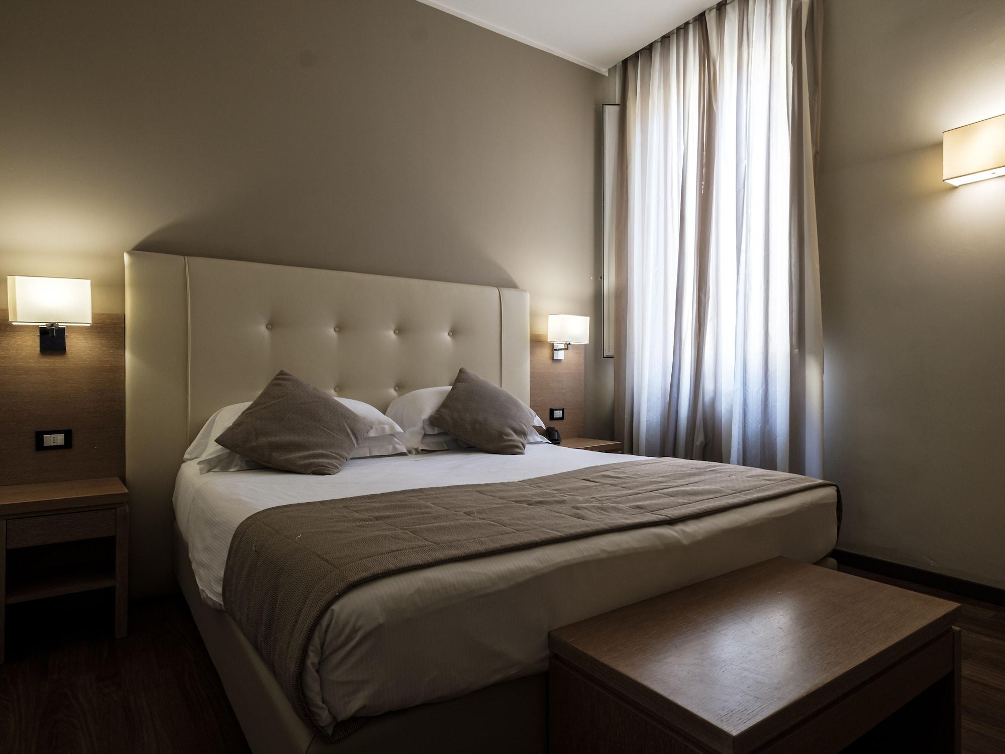 Accademia Hotel