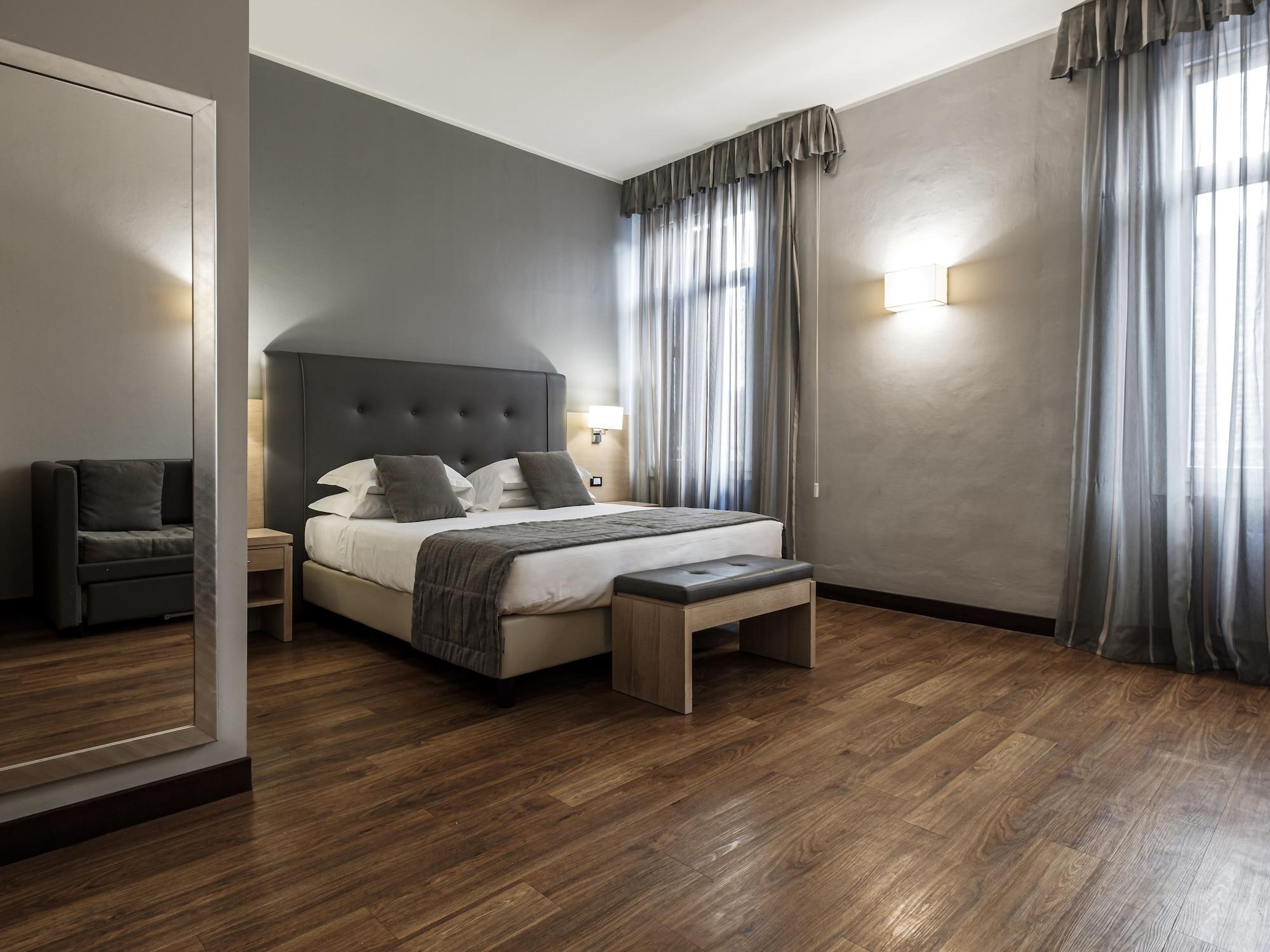 Accademia Hotel 3*