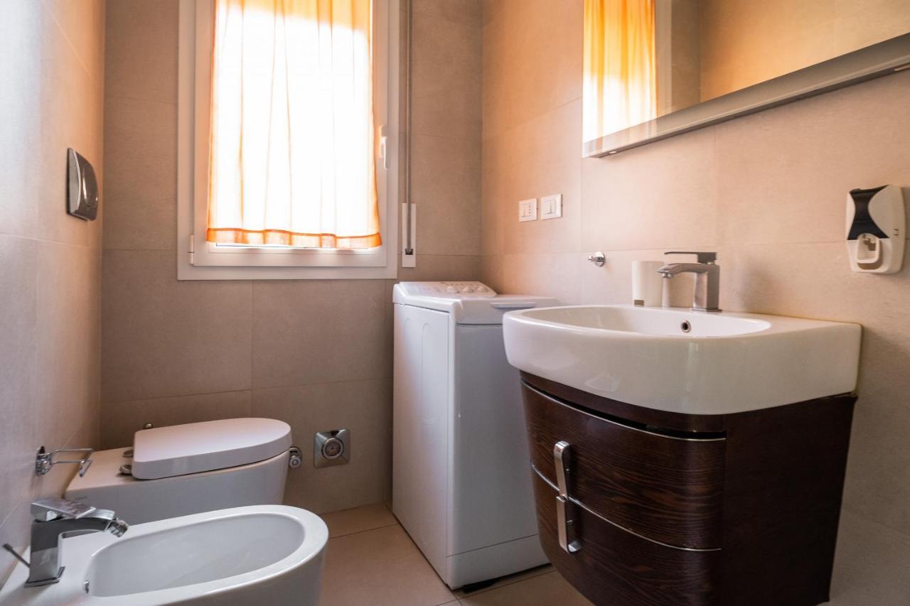 Apartment Bergonzoni Modern By Wonderful Italy