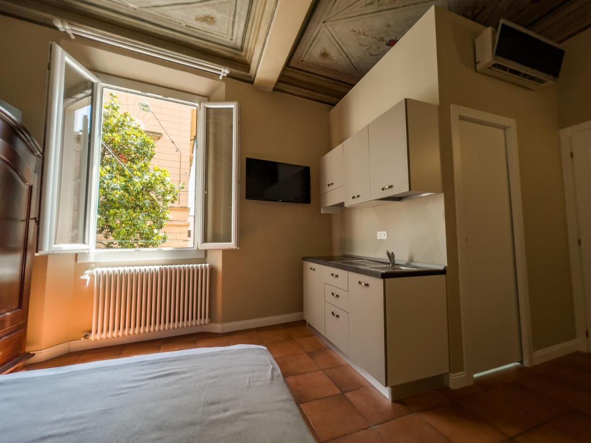 Casa Museo Sotto Gli Affreschi Del 1800 *