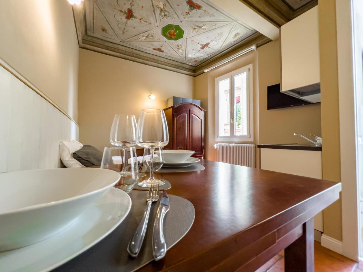 Apartment Casa Museo Sotto Gli Affreschi Del 1800 Bologna