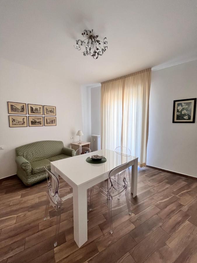 Bed & Breakfast In Piazza Bologna
