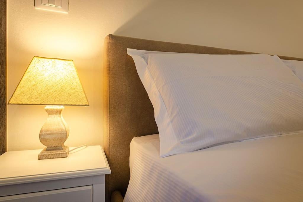 Canonica Home, In The Heart Of The Apartment Bologna
