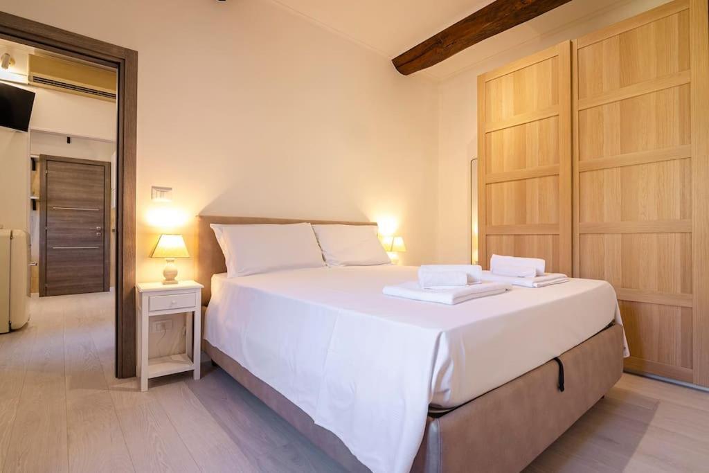 Canonica Home, In The Heart Of The * Bologna