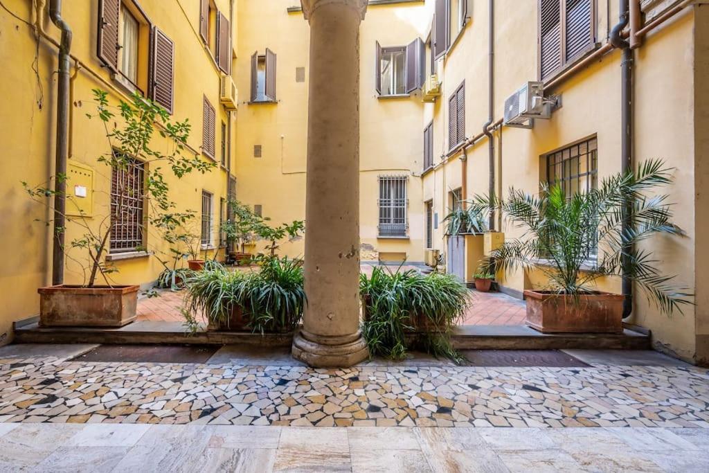 Apartment Ab - Via San Felice 6 Bologna