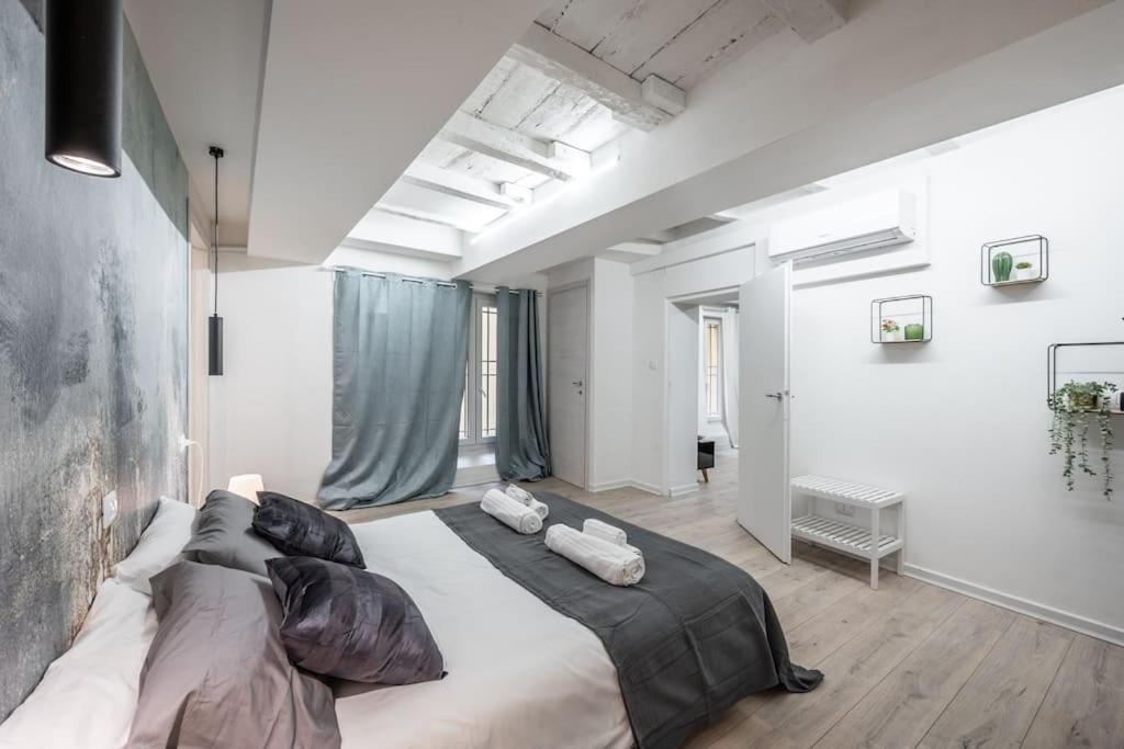Apartment Ab - Via San Felice 6 Bologna