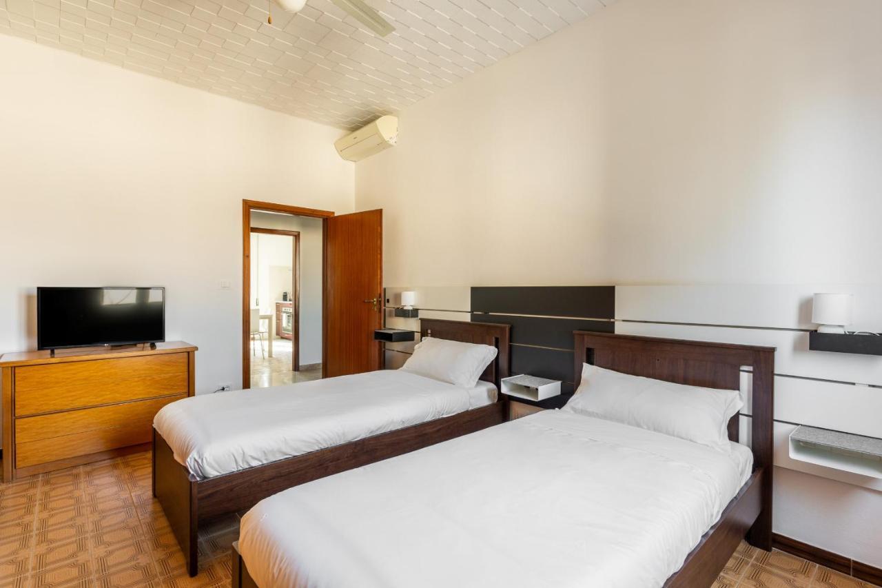 Apartment Vestiari Ii With Terrace By Wonderful Italy *