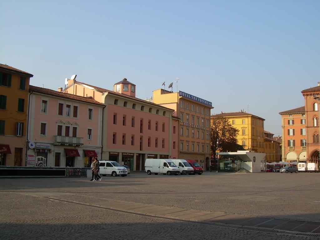 Travel House