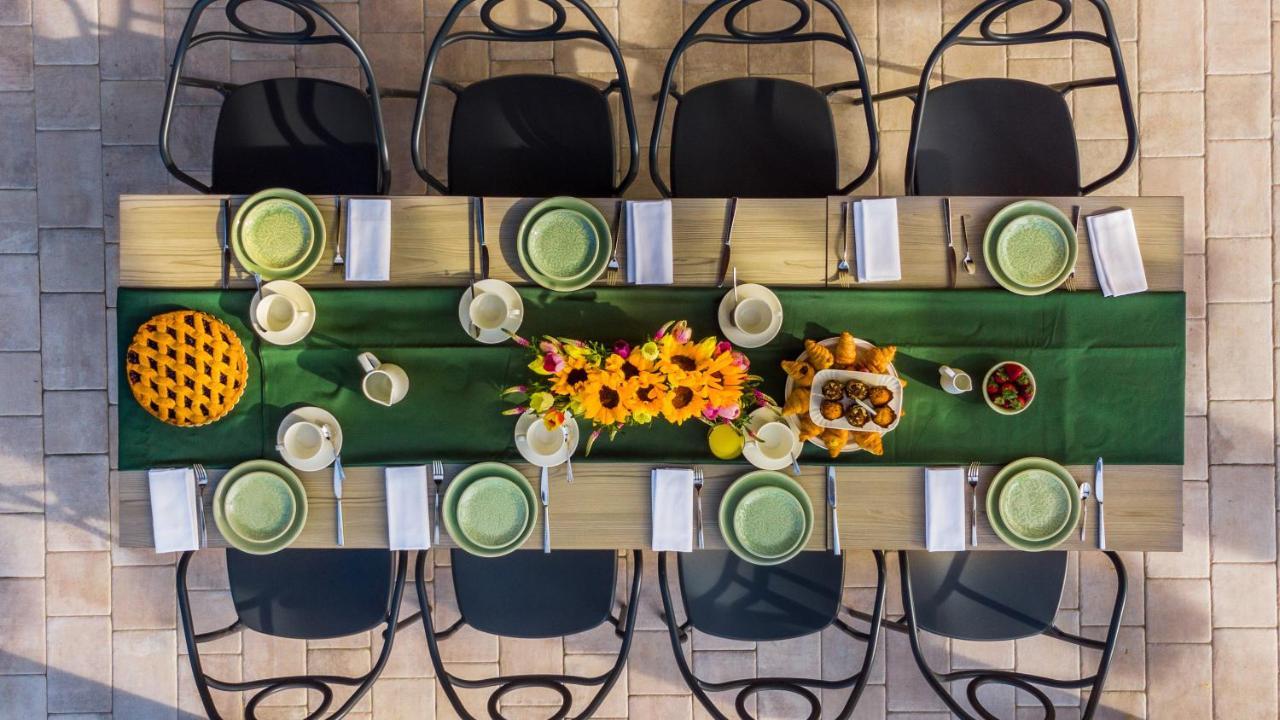 Pergola 8, Emma Villa *