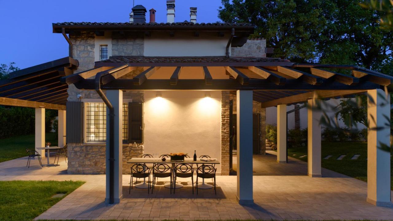 Villa Pergola 8, Emma *