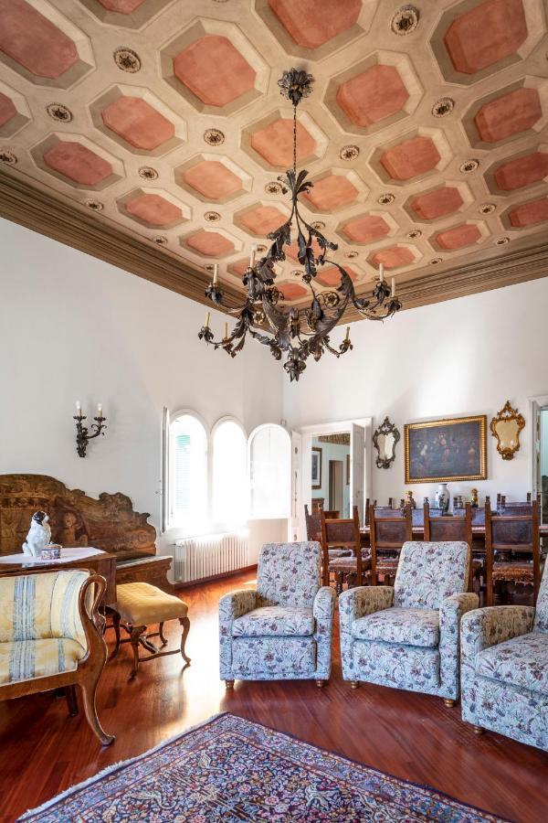 Residenza Palazzo Marchesini Bed & Breakfast *