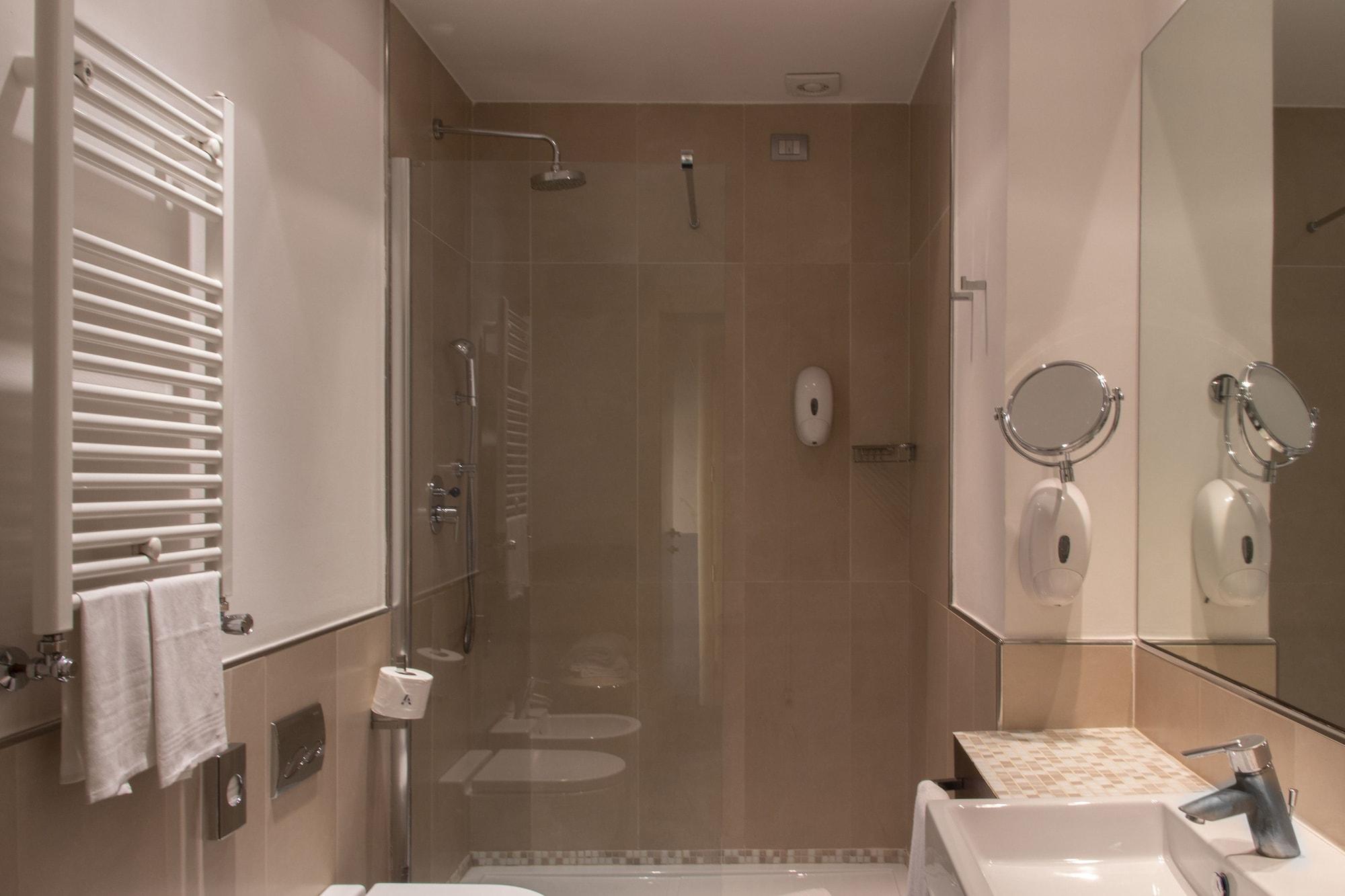 4 Viale Masini Hotel